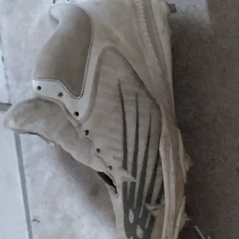 Metal Cleats - Picture 2 of 4